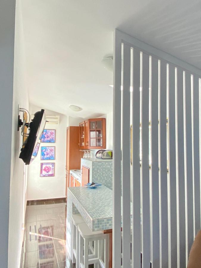 Sara Apartments Baška Voda Kültér fotó