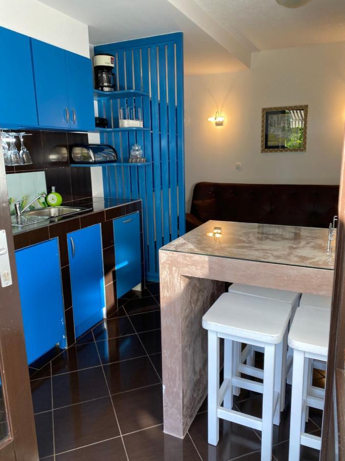 Sara Apartments Baška Voda Kültér fotó